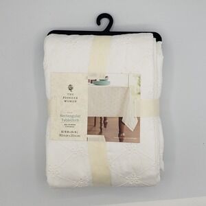 Pioneer Woman White Eyelet Tablecloth 60 x 84 Cotton Home Dining Hostess NEW